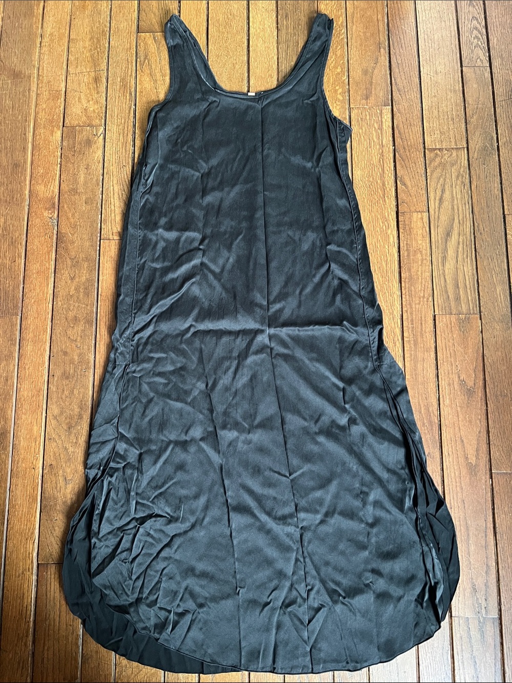 Lunya Black Washable Silk Tulip Dress Cooling Nightgown Size Small Like New